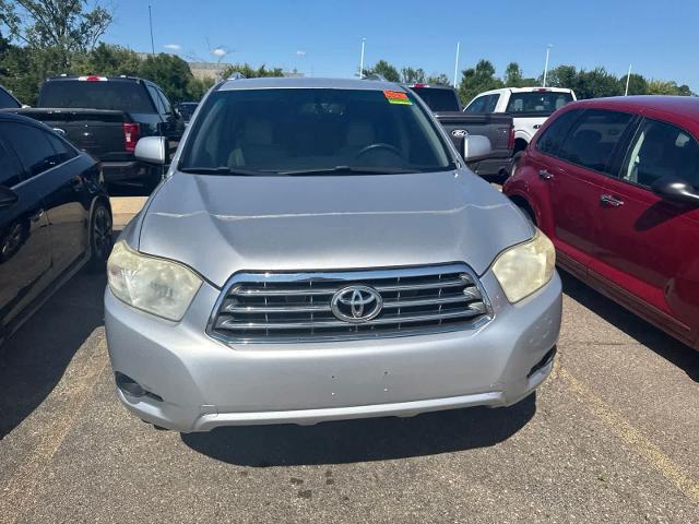 2008 Toyota Highlander - $4,680