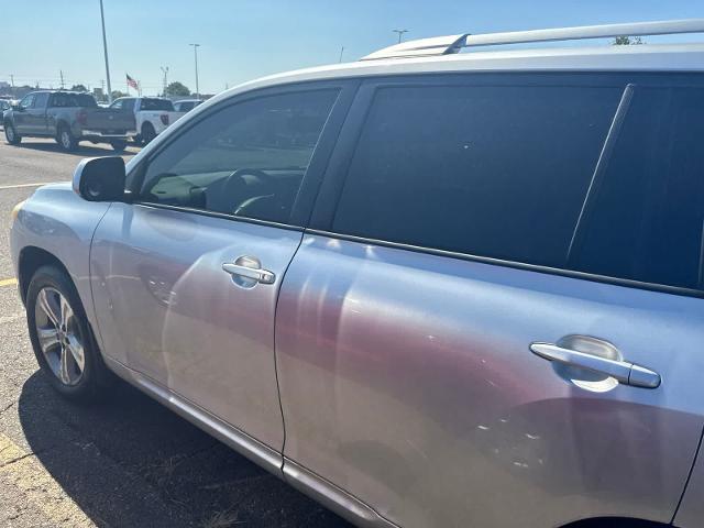 2008 Toyota Highlander - $4,680