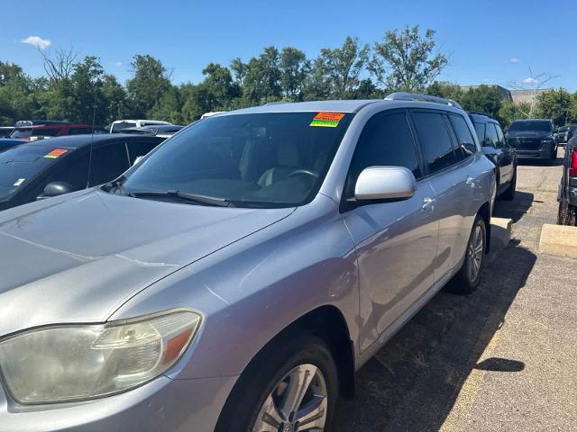 2008 Toyota Highlander - $4,680