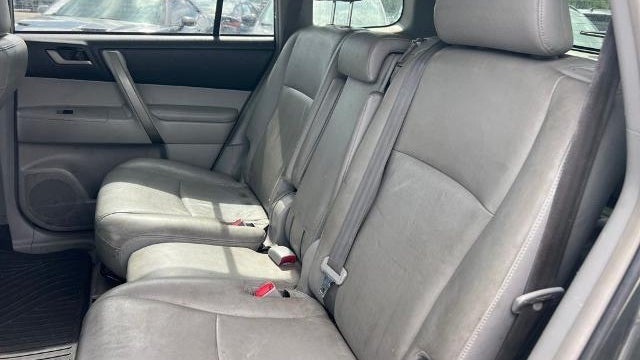 2008 Toyota Highlander Sport