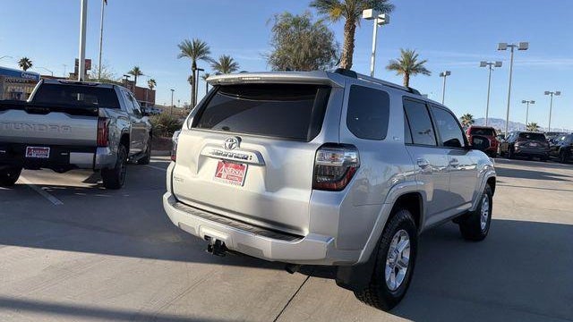 2022 Toyota 4Runner SR5