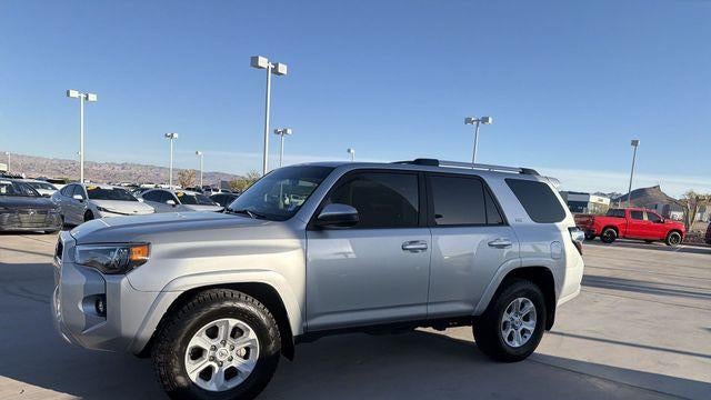 2022 Toyota 4Runner SR5