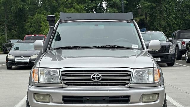 2004 Toyota Land Cruiser Base