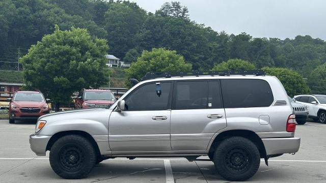 2004 Toyota Land Cruiser Base
