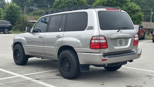 2004 Toyota Land Cruiser Base