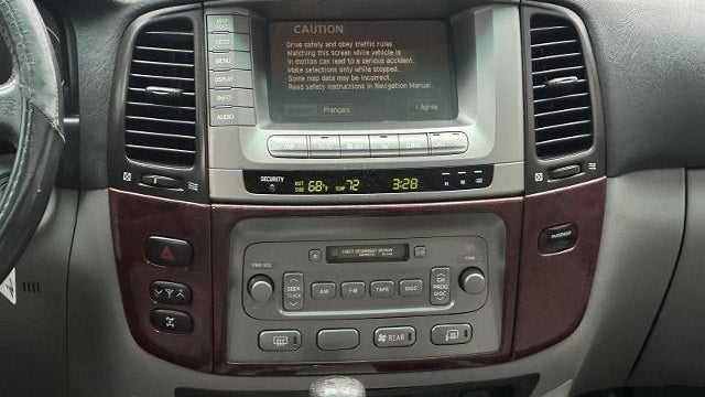 2004 Toyota Land Cruiser Base