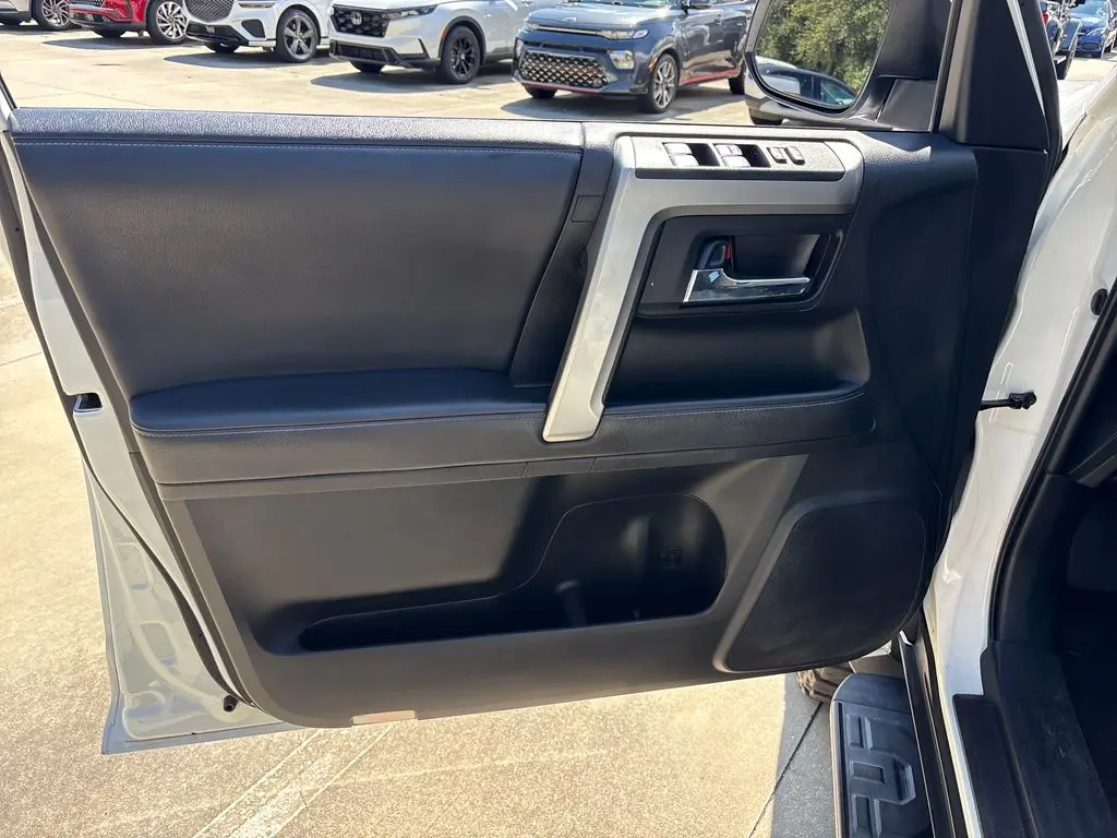 2021 Toyota 4Runner - $32,200