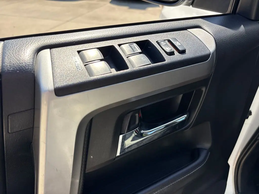 2021 Toyota 4Runner - $32,200