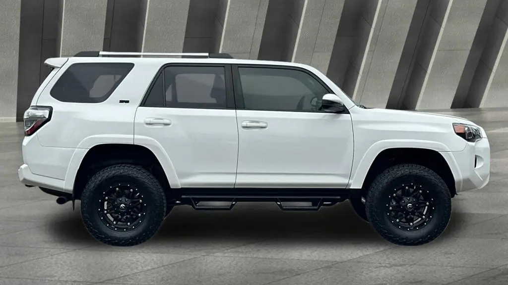 2021 Toyota 4Runner SR5