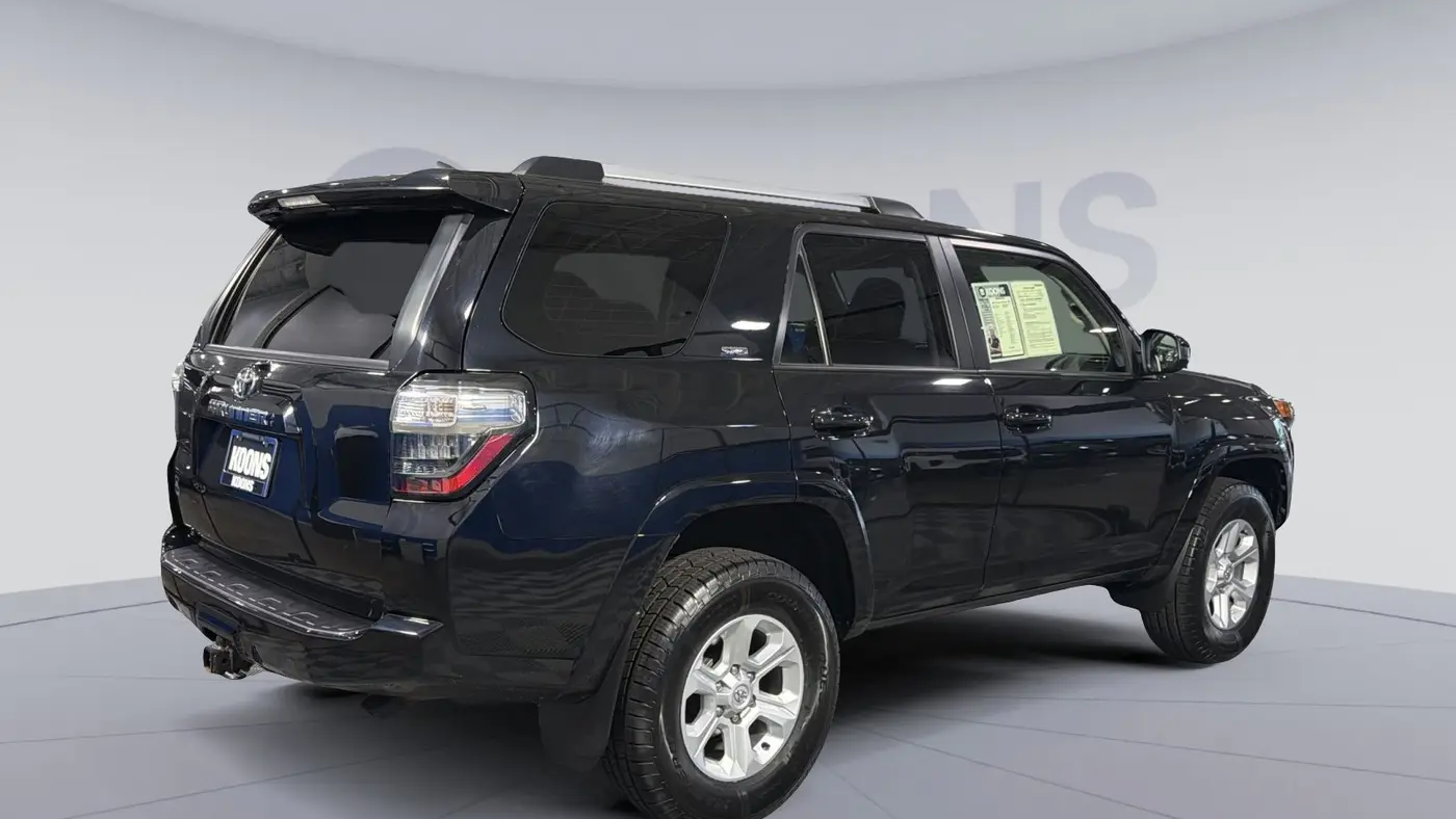2022 Toyota 4Runner SR5