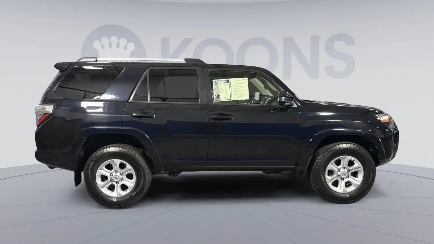 2022 Toyota 4Runner SR5
