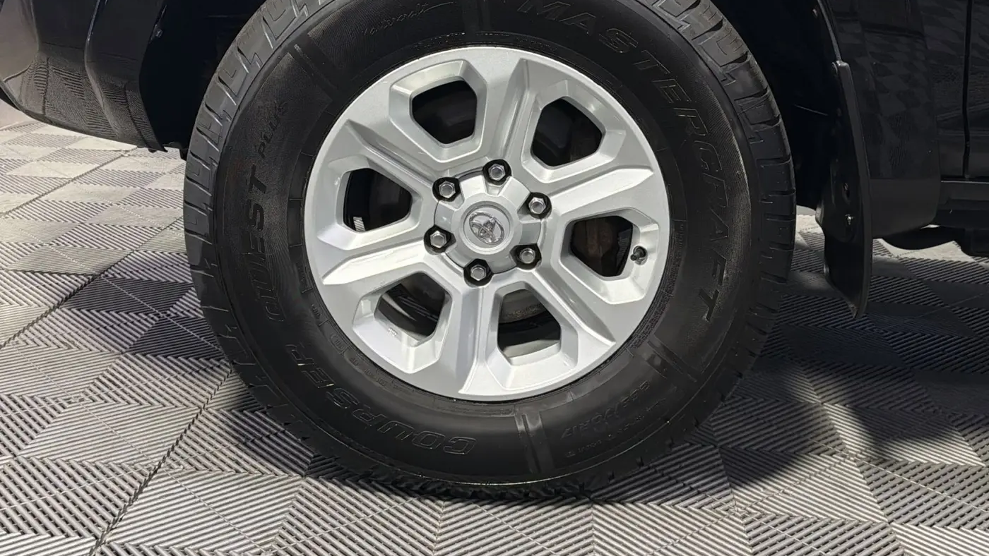 2022 Toyota 4Runner SR5