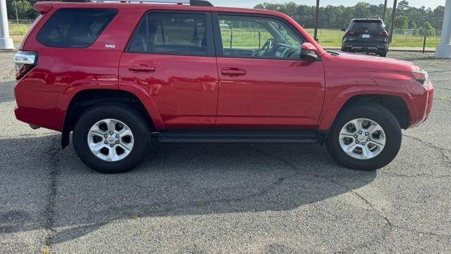 2023 Toyota 4Runner SR5