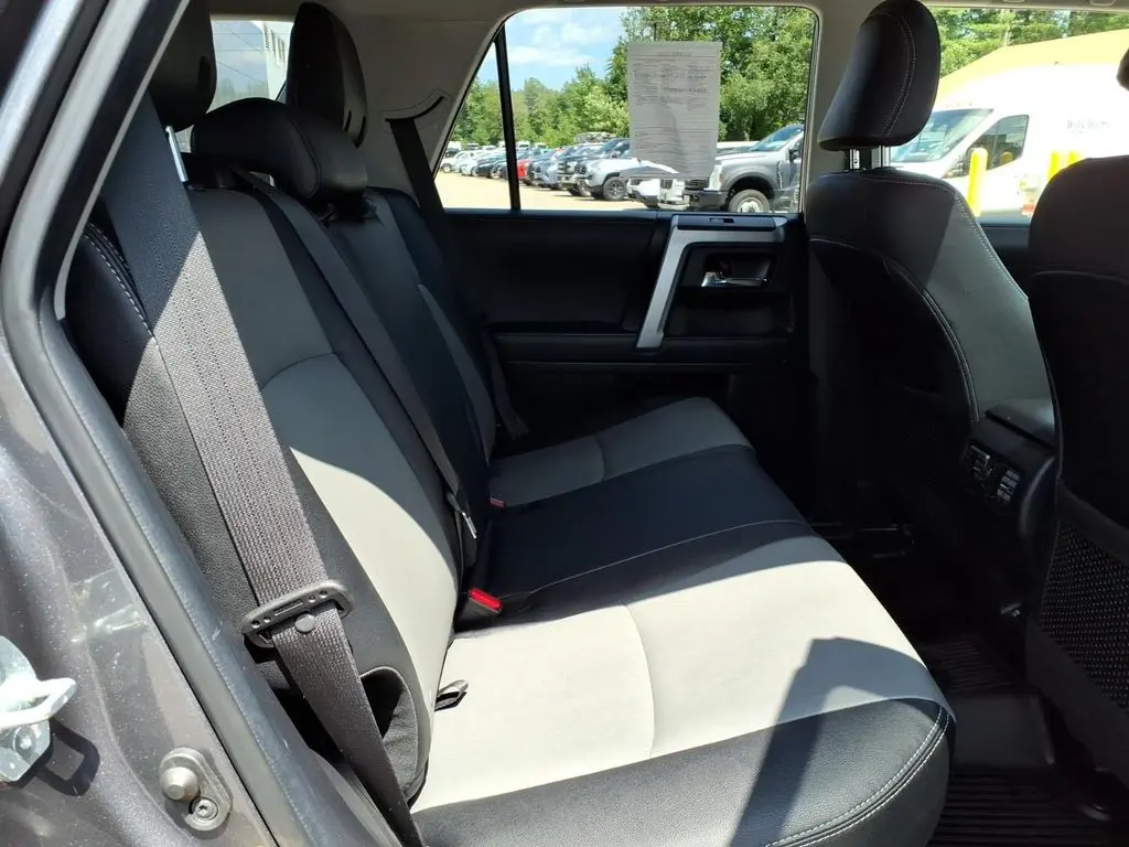 2021 Toyota 4Runner - $32,900
