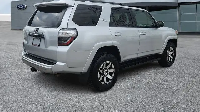 2024 Toyota 4Runner TRD Off-Road