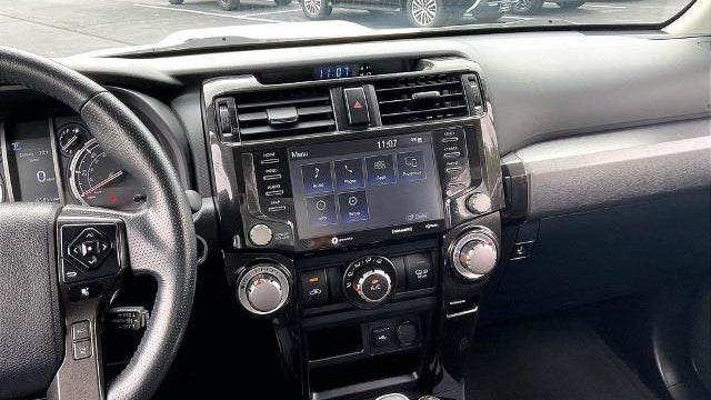 2022 Toyota 4Runner TRD Off-Road