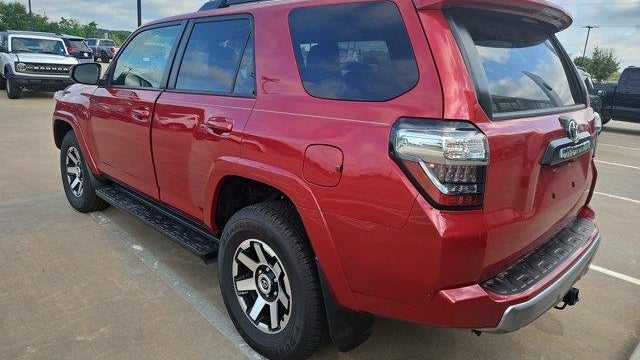 2024 Toyota 4Runner TRD Off-Road