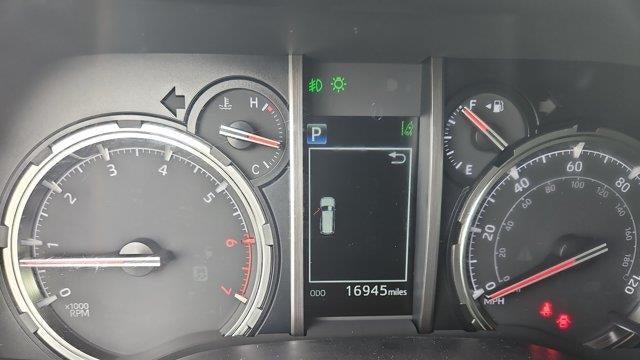 2024 Toyota 4Runner TRD Off-Road