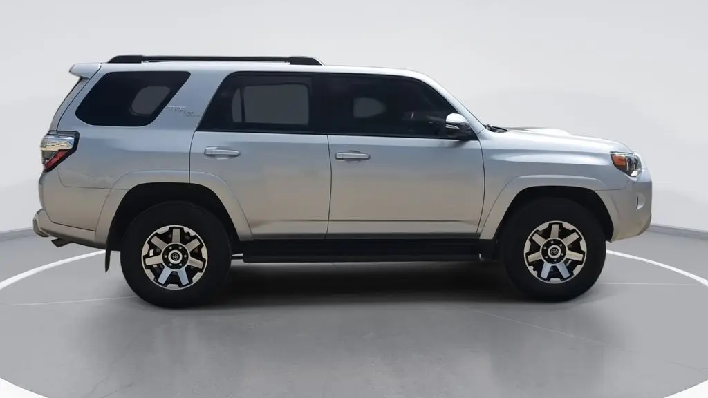 2024 Toyota 4Runner TRD Off-Road