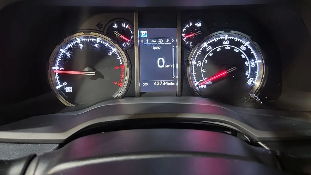 2024 Toyota 4Runner TRD Off-Road
