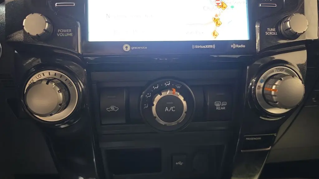 2024 Toyota 4Runner TRD Off-Road