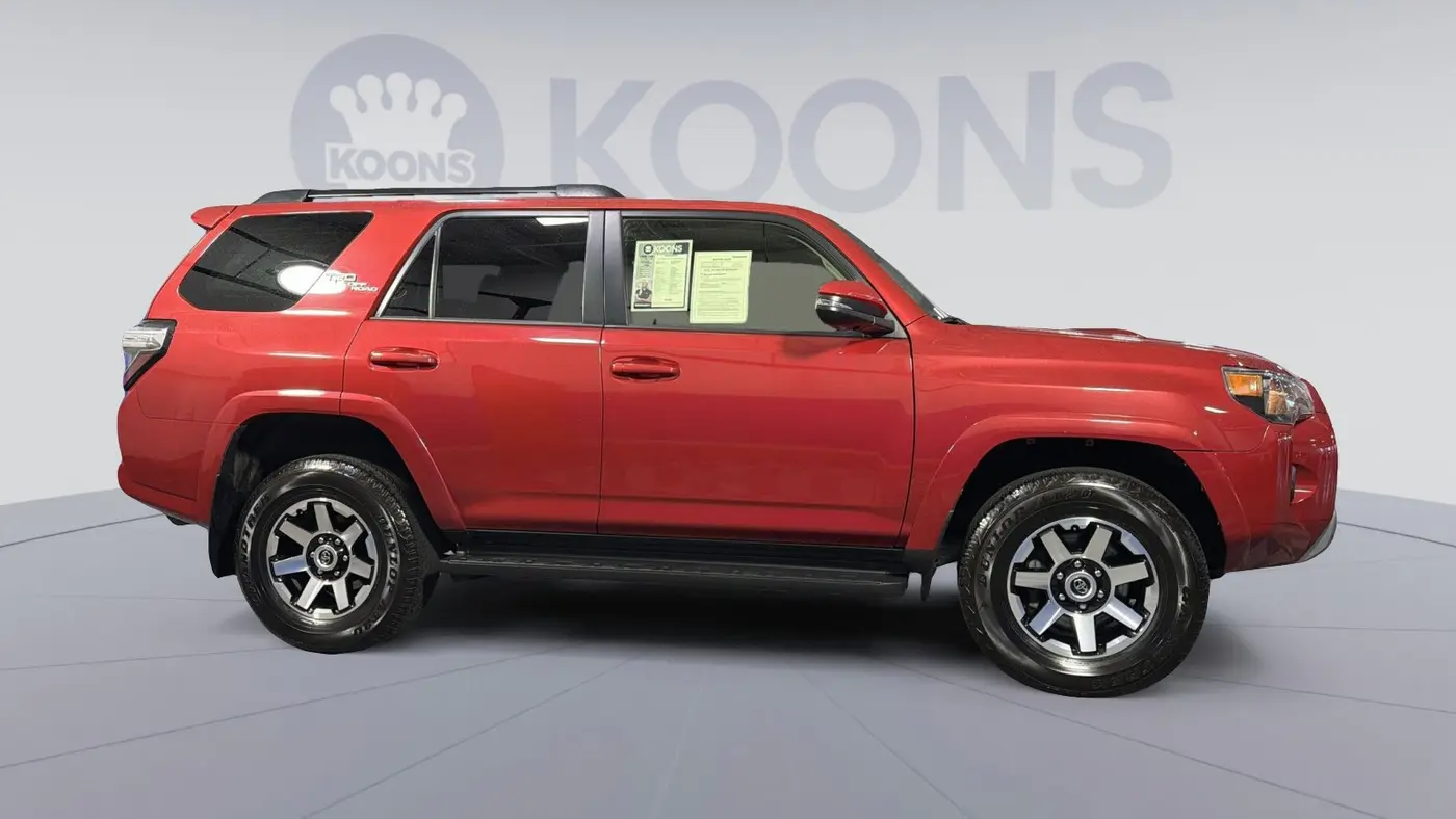 2024 Toyota 4Runner TRD Off-Road