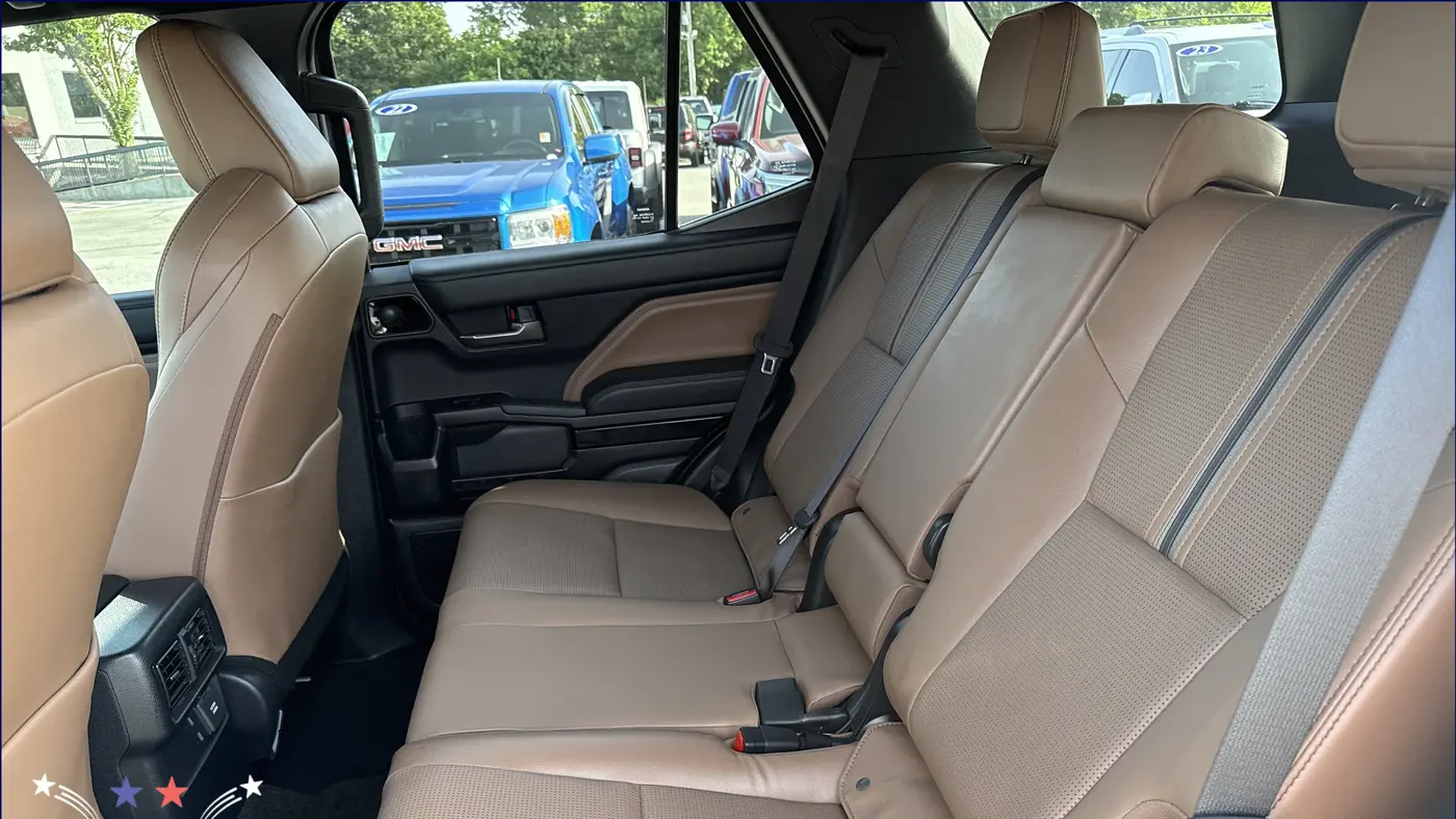 2026 Toyota 4Runner Limited HV