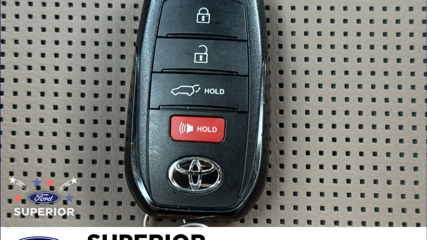 2026 Toyota 4Runner Limited HV