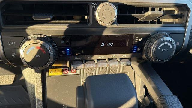 2026 Toyota 4Runner Limited HV