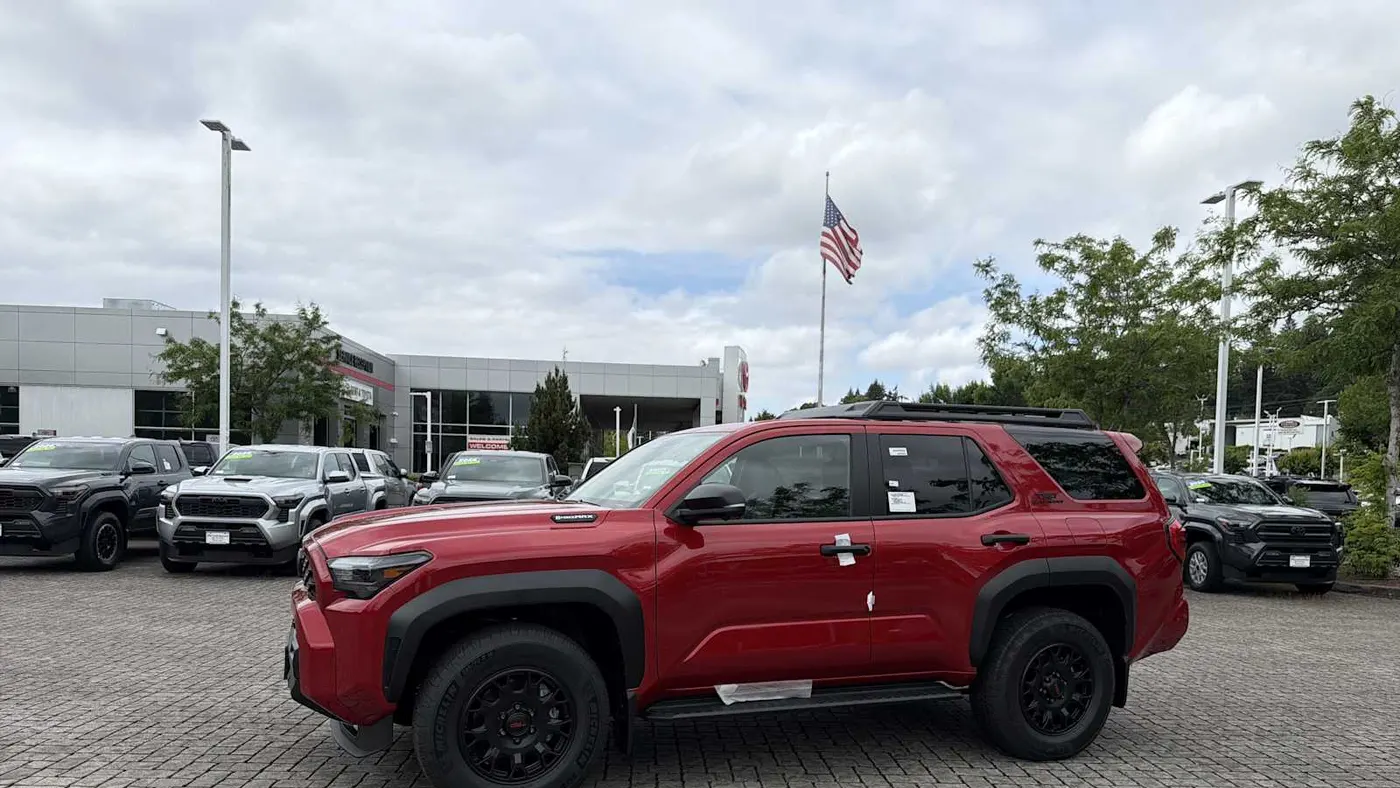 2026 Toyota 4Runner Limited HV