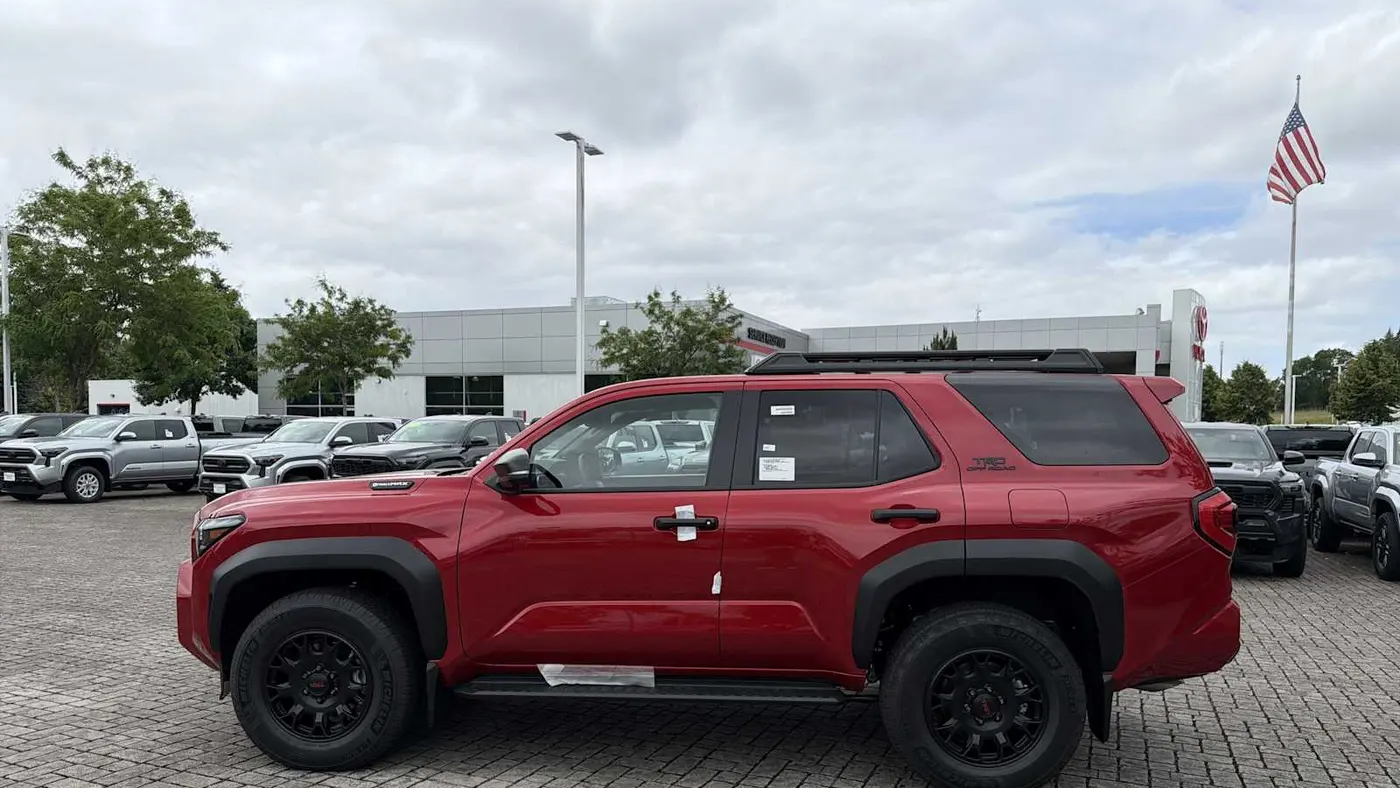 2026 Toyota 4Runner Limited HV