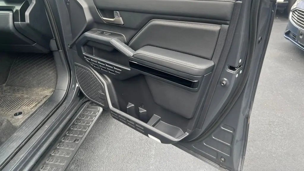 2026 Toyota 4Runner Platinum HV