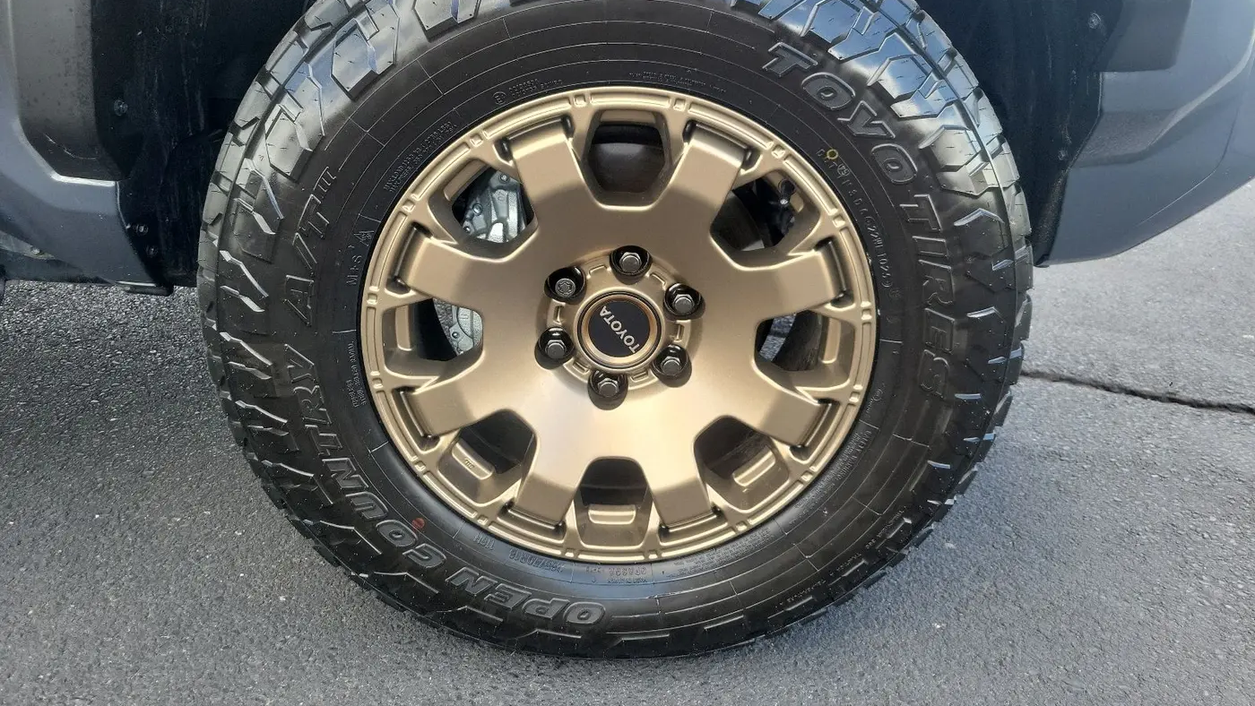 2025 Toyota 4Runner TRD Off-Road HV