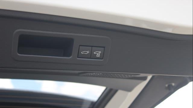 2026 Toyota 4Runner Limited HV