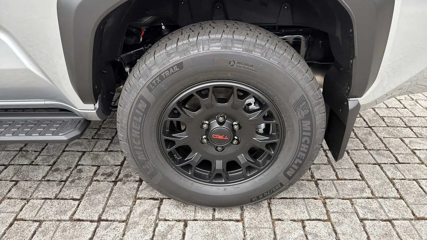2026 Toyota 4Runner Limited HV