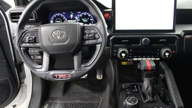 2025 Toyota 4Runner TRD Off-Road HV