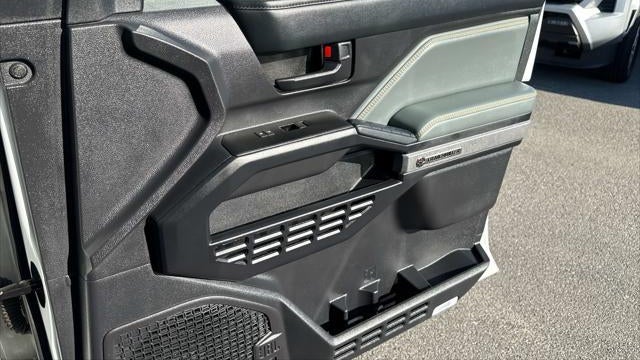 2025 Toyota 4Runner TRD Off-Road HV