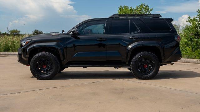 2025 Toyota 4Runner TRD Off-Road HV