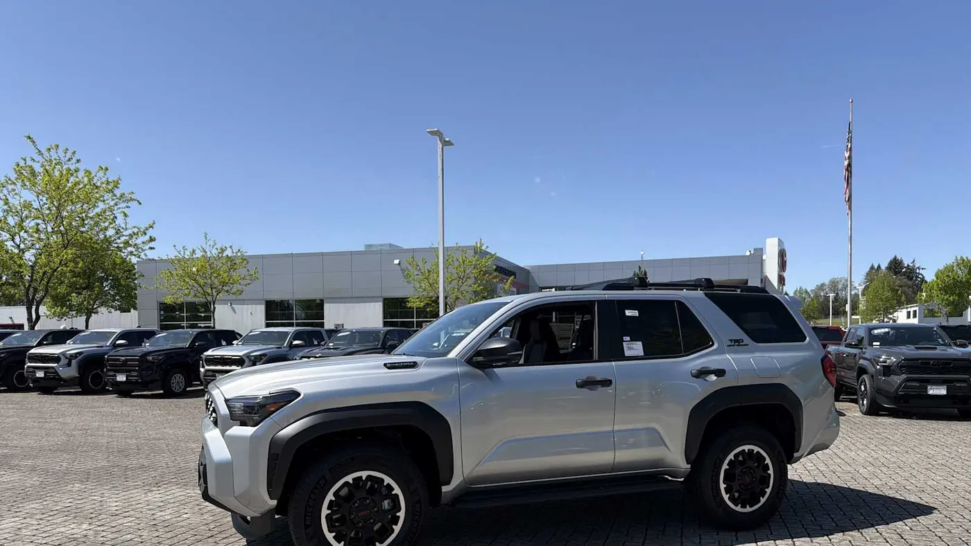 2026 Toyota 4Runner Limited HV