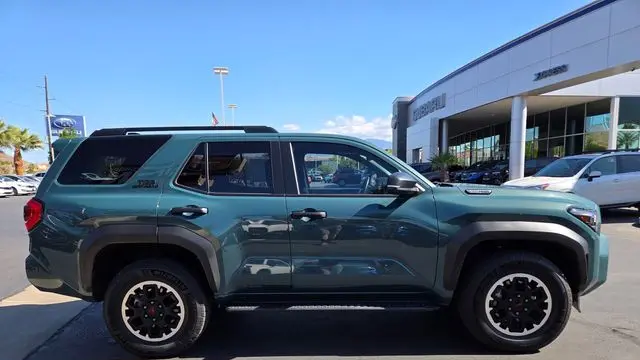 2025 Toyota 4Runner TRD Off-Road HV