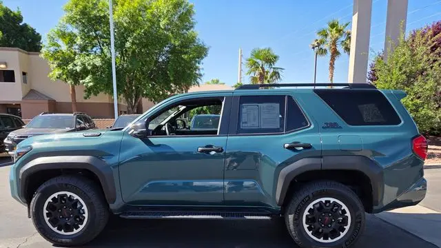 2025 Toyota 4Runner TRD Off-Road HV