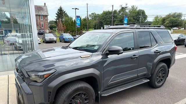 2025 Toyota 4Runner TRD Off-Road HV