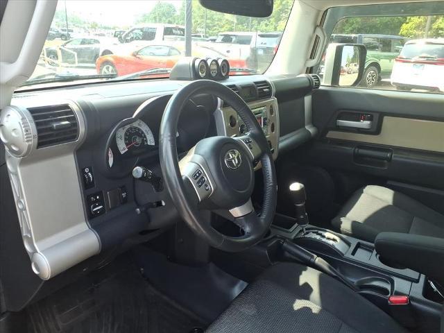 2014 Toyota FJ Cruiser - $26,500