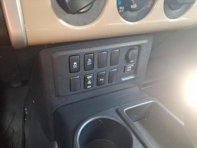 2014 Toyota FJ Cruiser - $26,500