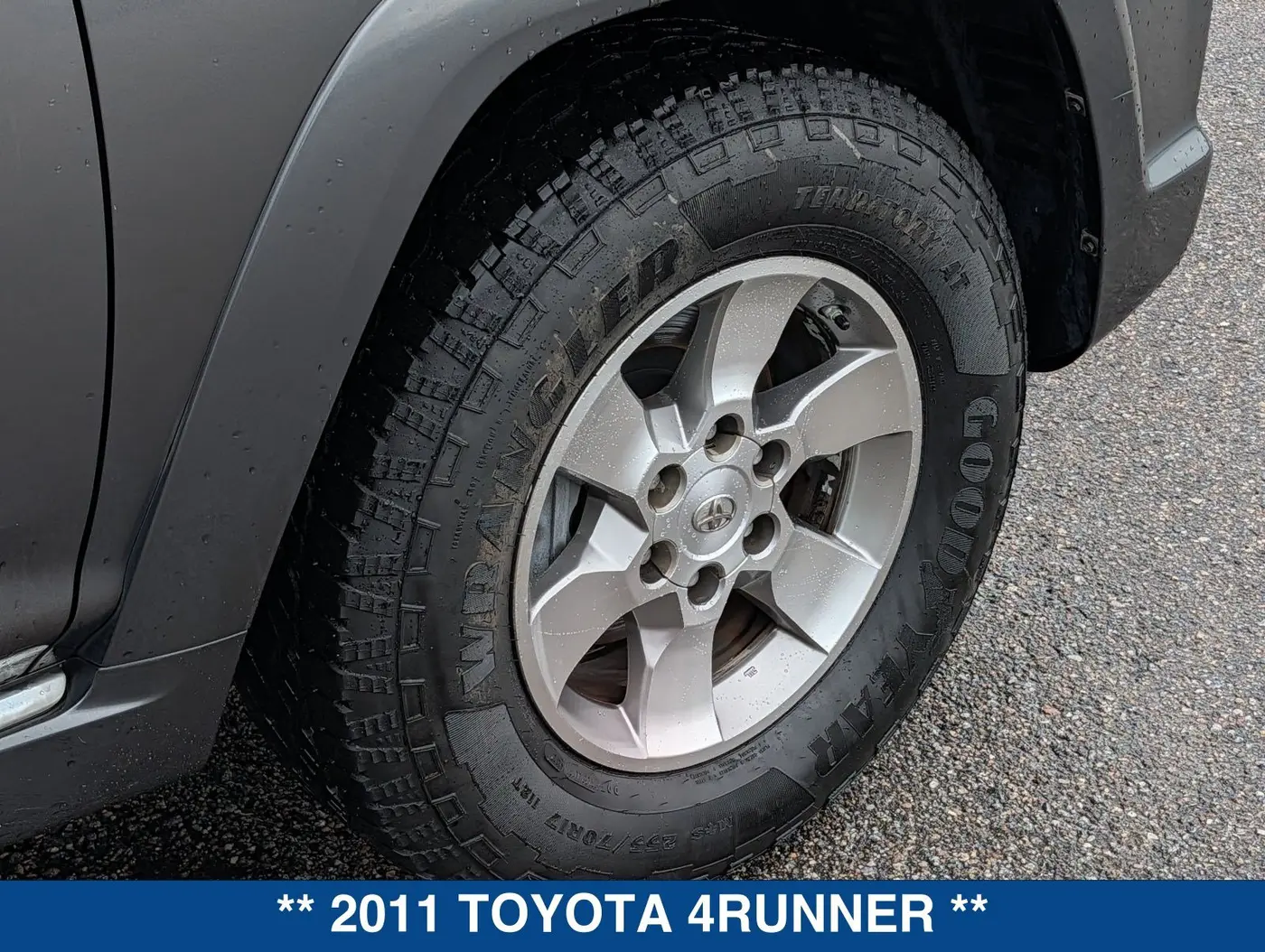2011 Toyota 4Runner - $18,399