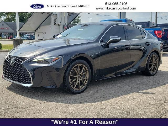 2022 Lexus IS