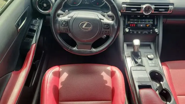 2022 Lexus IS 300 Base