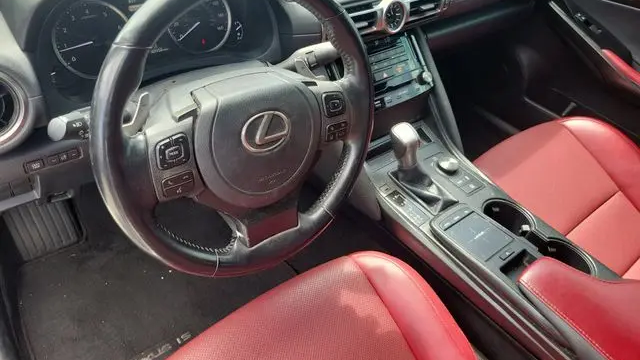 2022 Lexus IS 300 Base