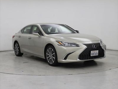 Photo of a 2019 Lexus ES 300H Luxury 4DR Sedan for sale