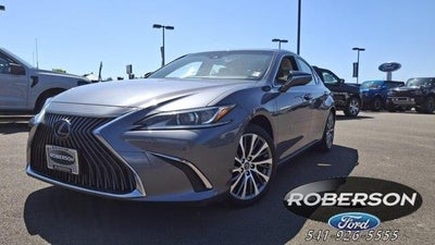 Photo of a 2019 Lexus ES 300H Luxury 4DR Sedan for sale